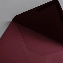 Colorplan Briefumschläge DIN B6 nassklebend spitze Klappe Weinrot