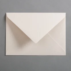 Colorplan Briefumschläge DIN B6 nassklebend spitze Klappe Sand