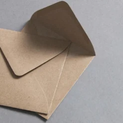 Kraftpapier Muskat Briefumschläge quadratisch 100 x 100 mm nassklebend